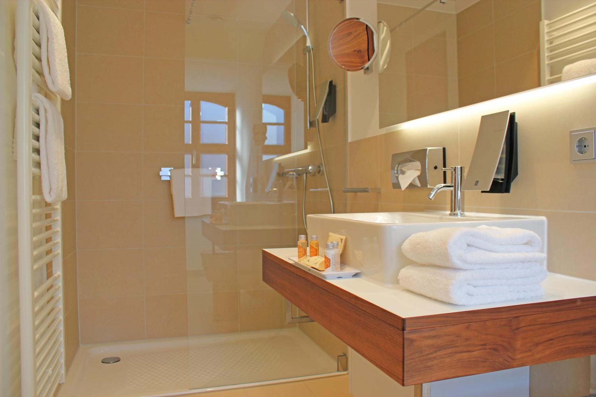 Amedia Plaza Dresden, Trademark Collection By Wyndham Hotel