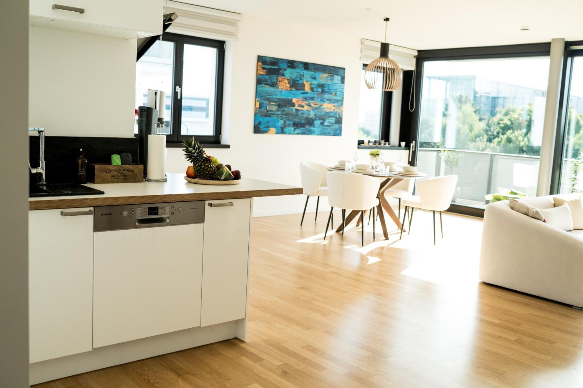 Moderne Mit Grosszuegigen 100qm In Der Dresdner Altstadt Apartment Dresden
