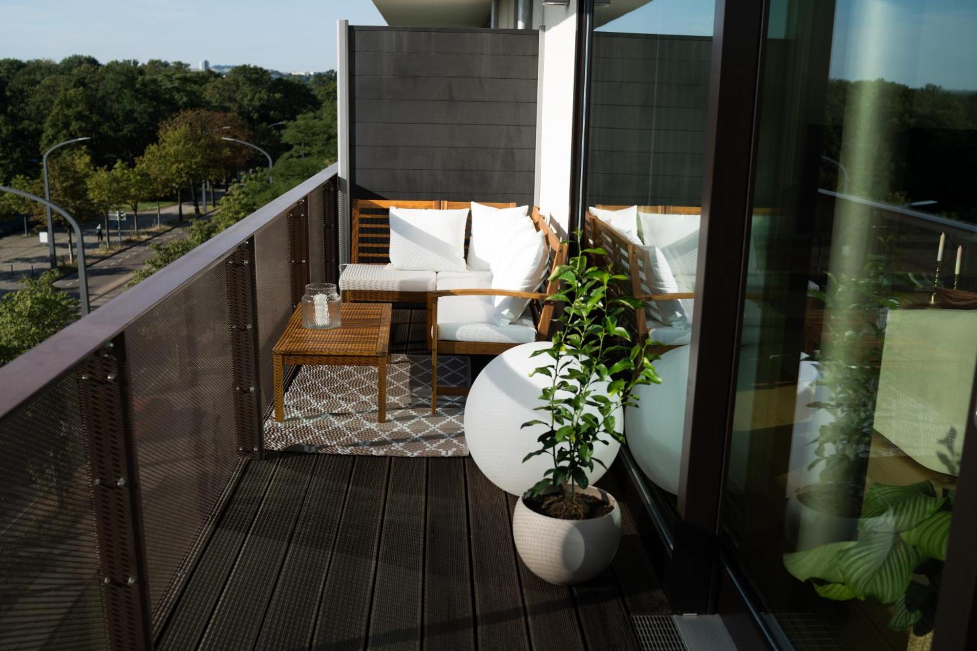 Moderne Mit Grosszuegigen 100qm In Der Dresdner Altstadt Apartment