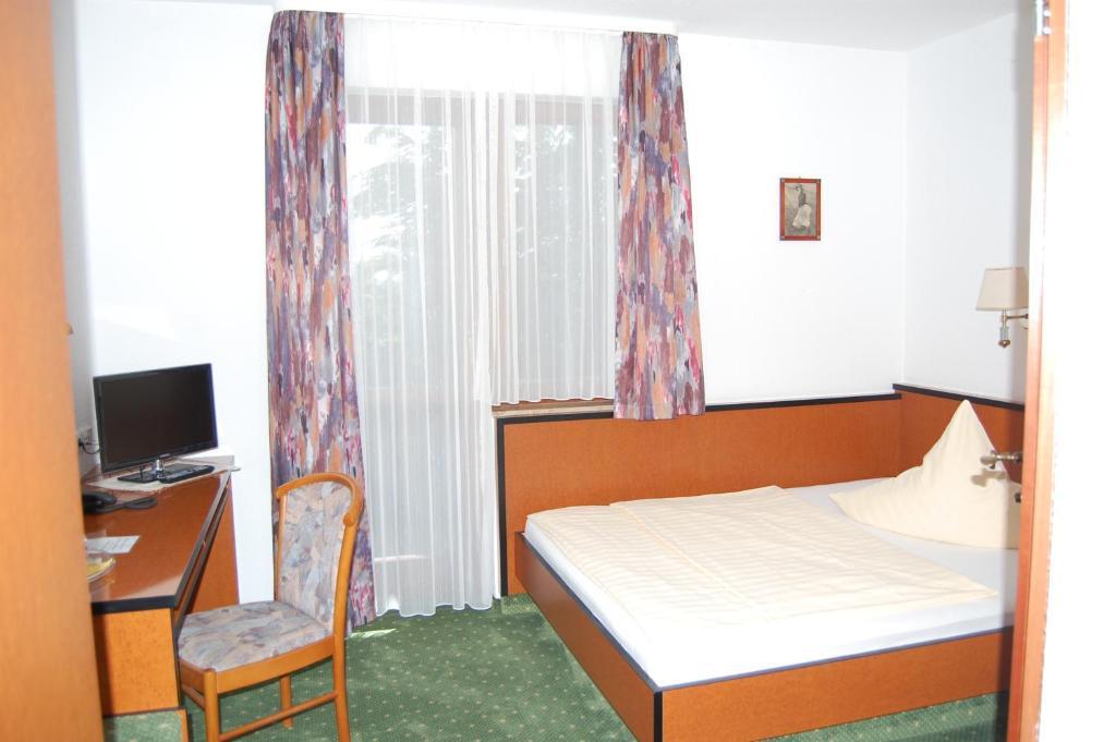 Zum Nussbaum 3*
