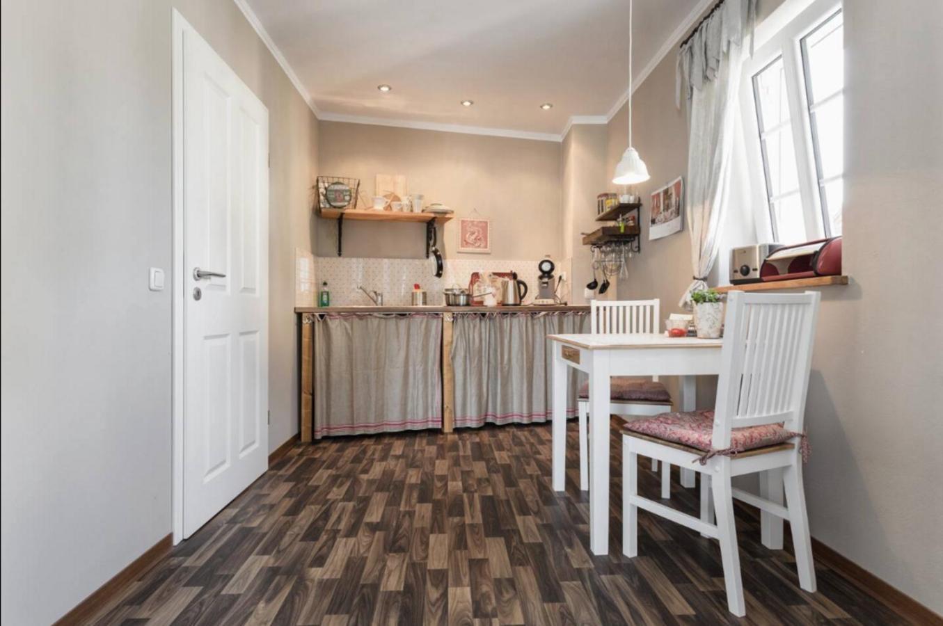 Apartment Adele - Ruhig, Direkt Am Elberadweg & Badesee Mit Balkon