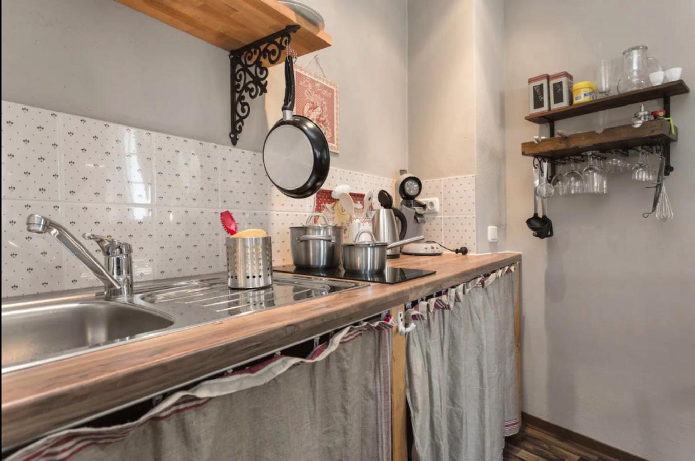 Adele - Ruhig, Direkt Am Elberadweg & Badesee Mit Balkon Apartment *