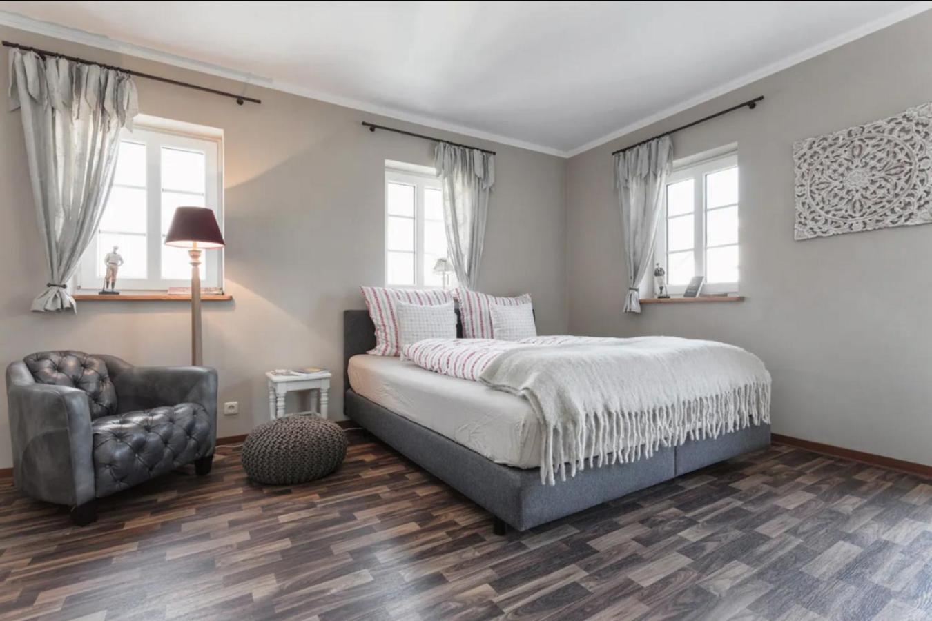Apartment Adele - Ruhig, Direkt Am Elberadweg & Badesee Mit Balkon *