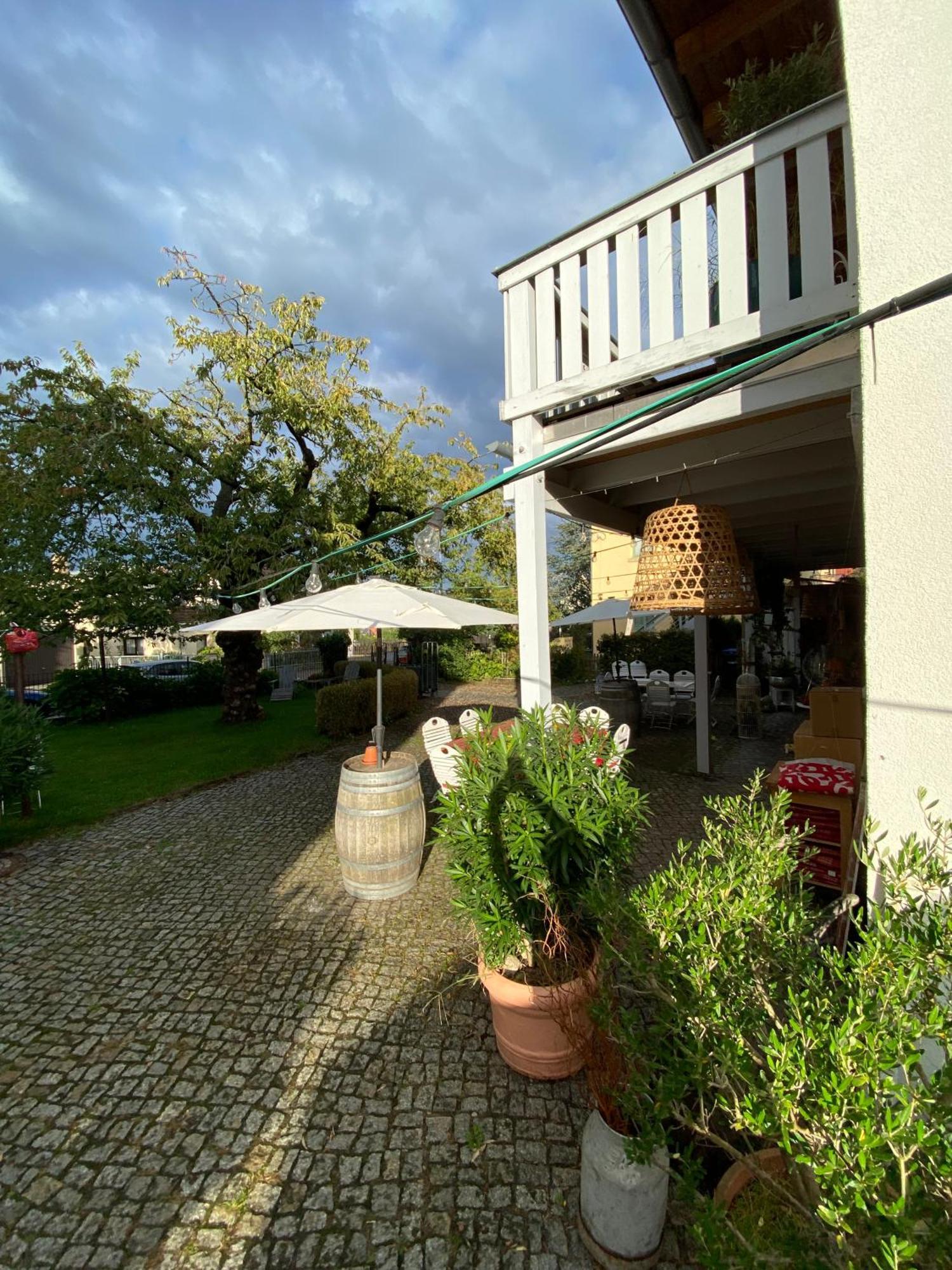 Adele - Ruhig, Direkt Am Elberadweg & Badesee Mit Balkon * Dresden