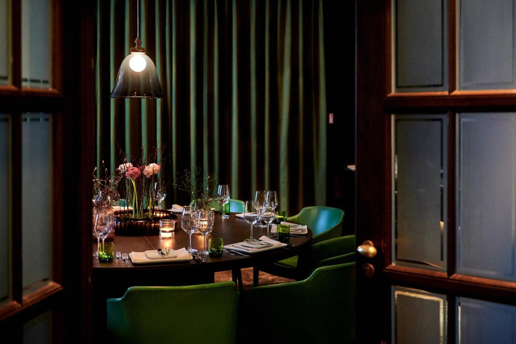 Hotel Gewandhaus Dresden, Autograph Collection