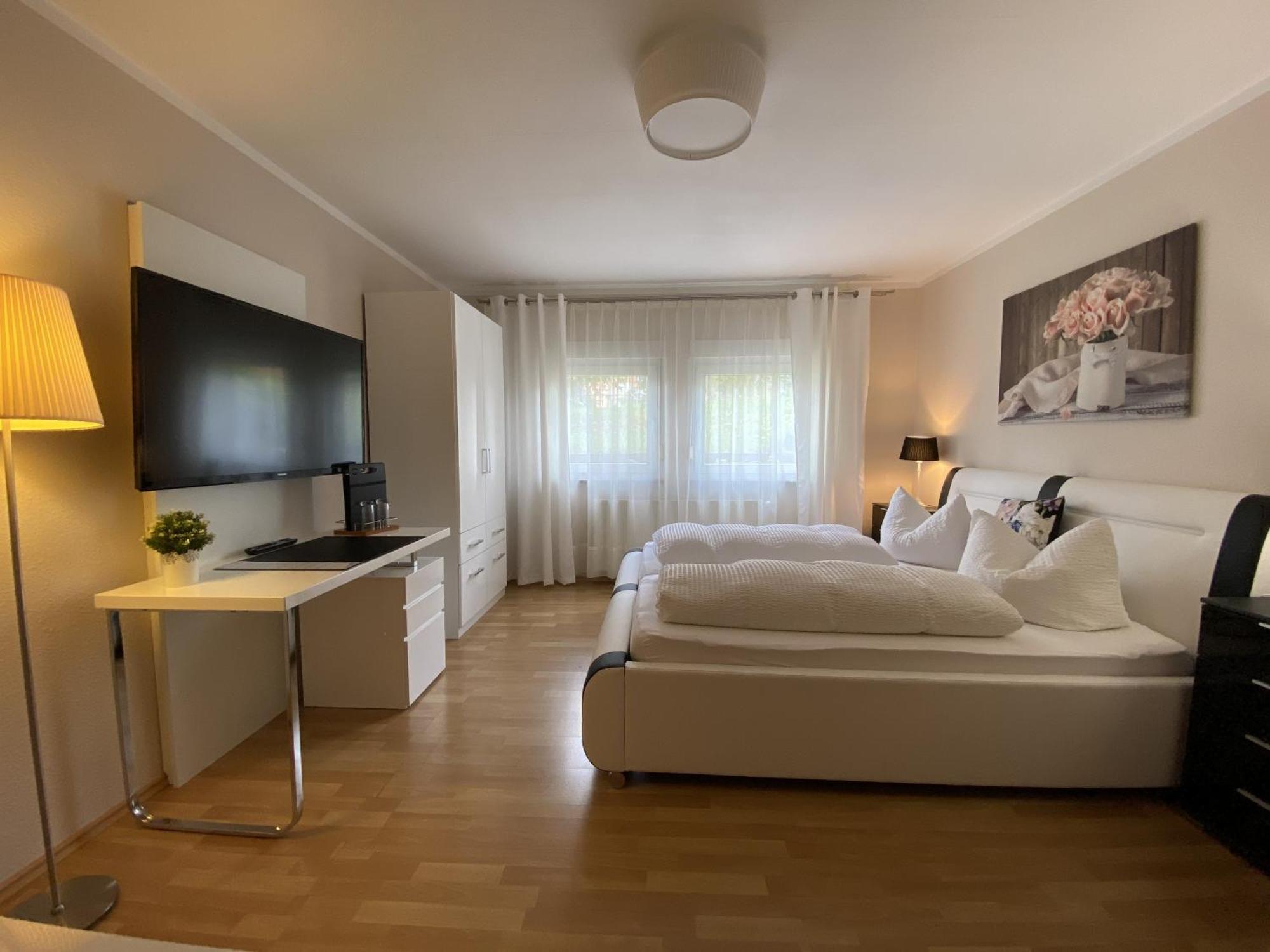 Und Gaestehaus Matthias * Dresden