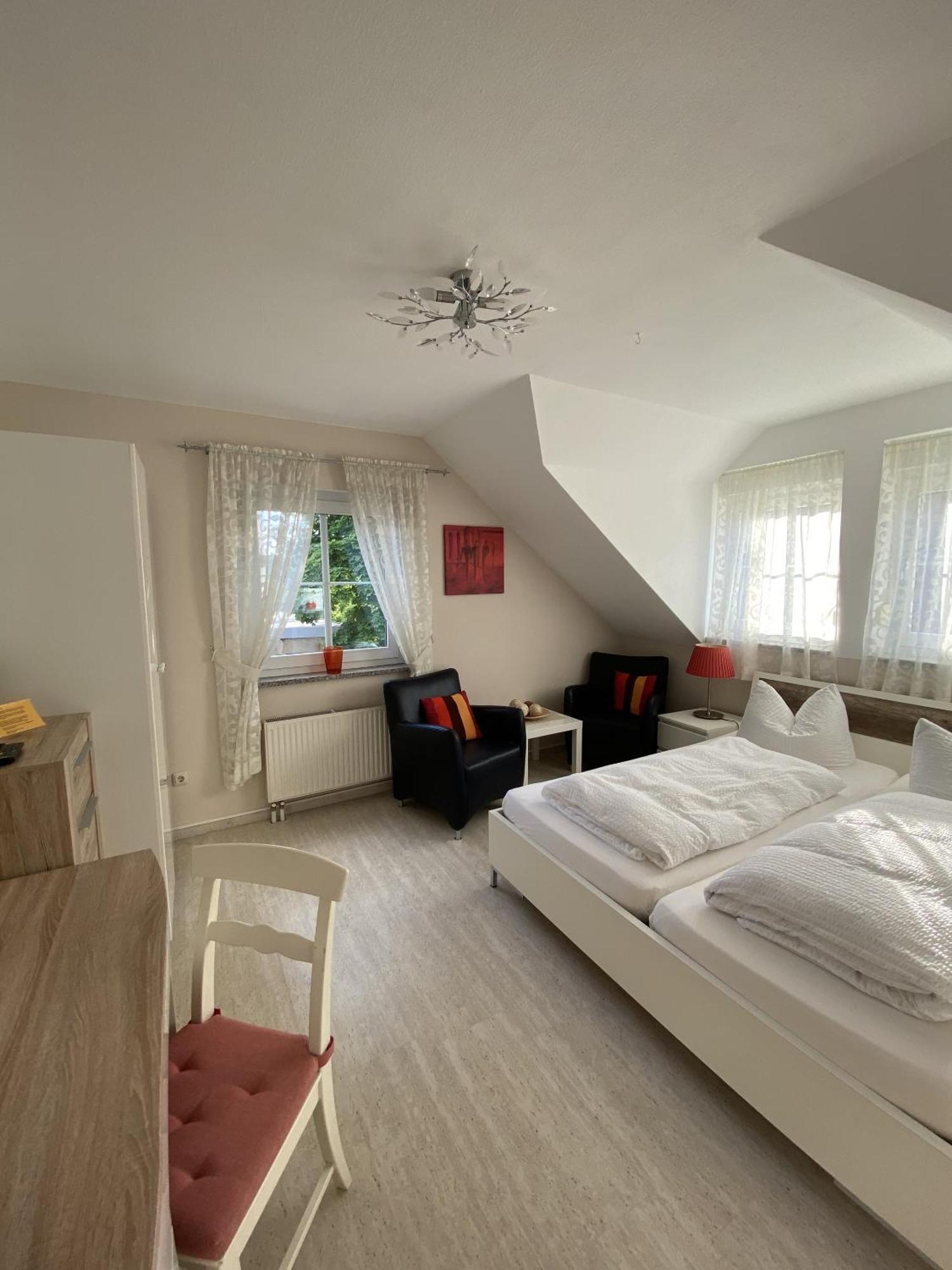 Appartement Und Gaestehaus Matthias