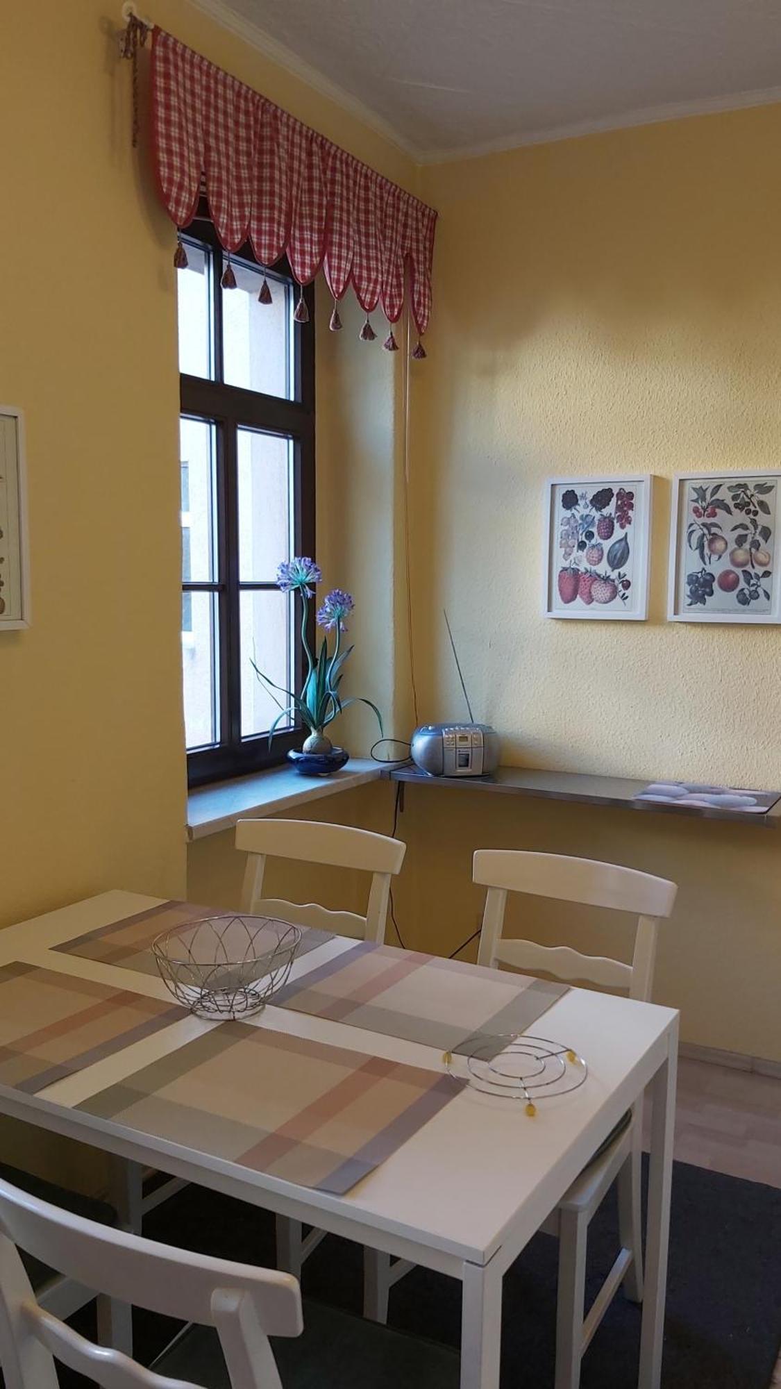 City-ferienwohnungen-dresden - Zentral Gelegen Im Haus Louisenstrasse 11 - Dresden-neustadt *