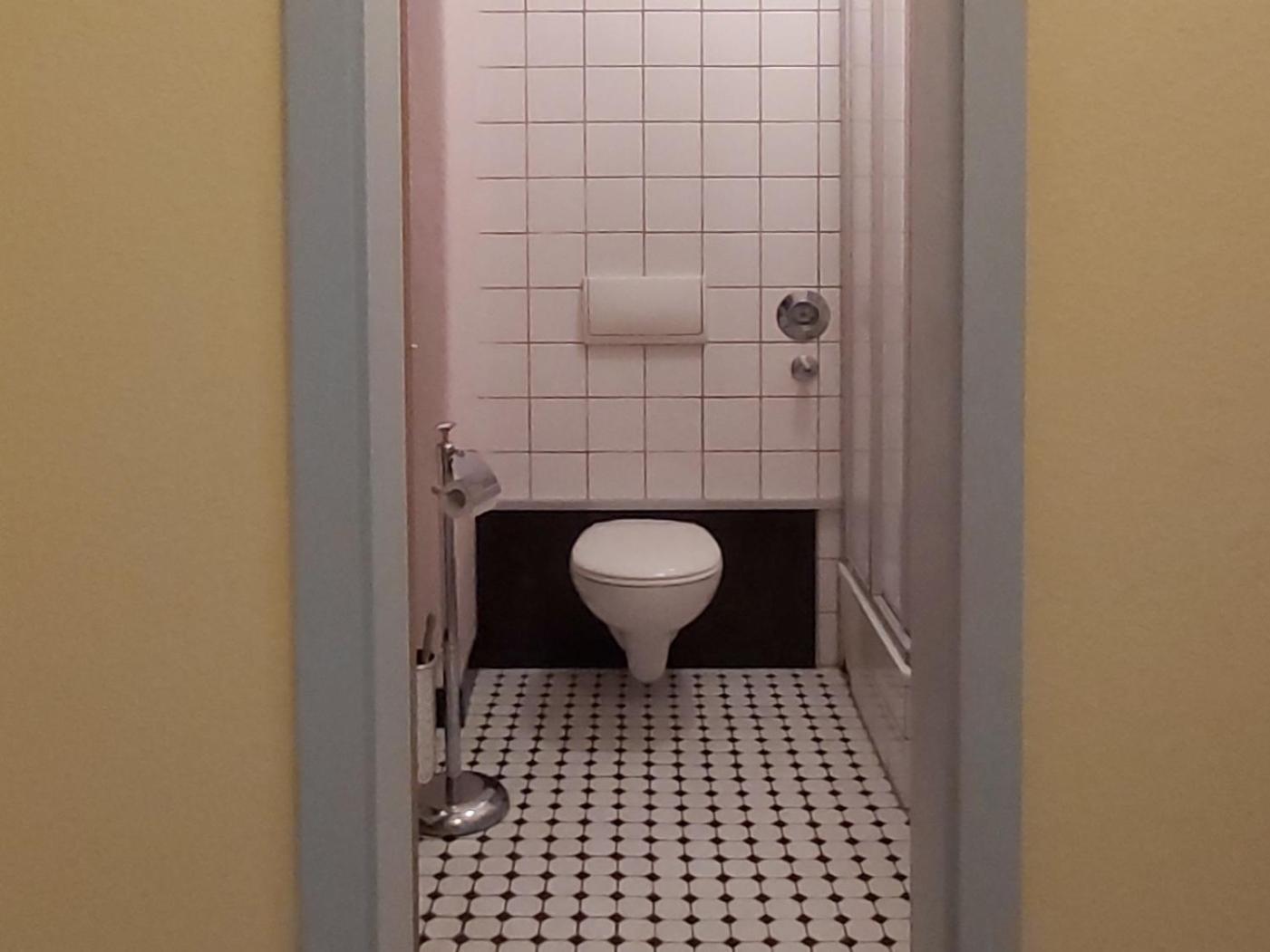City-ferienwohnungen-dresden - Zentral Gelegen Im Haus Louisenstrasse 11 - Dresden-neustadt Apartment *