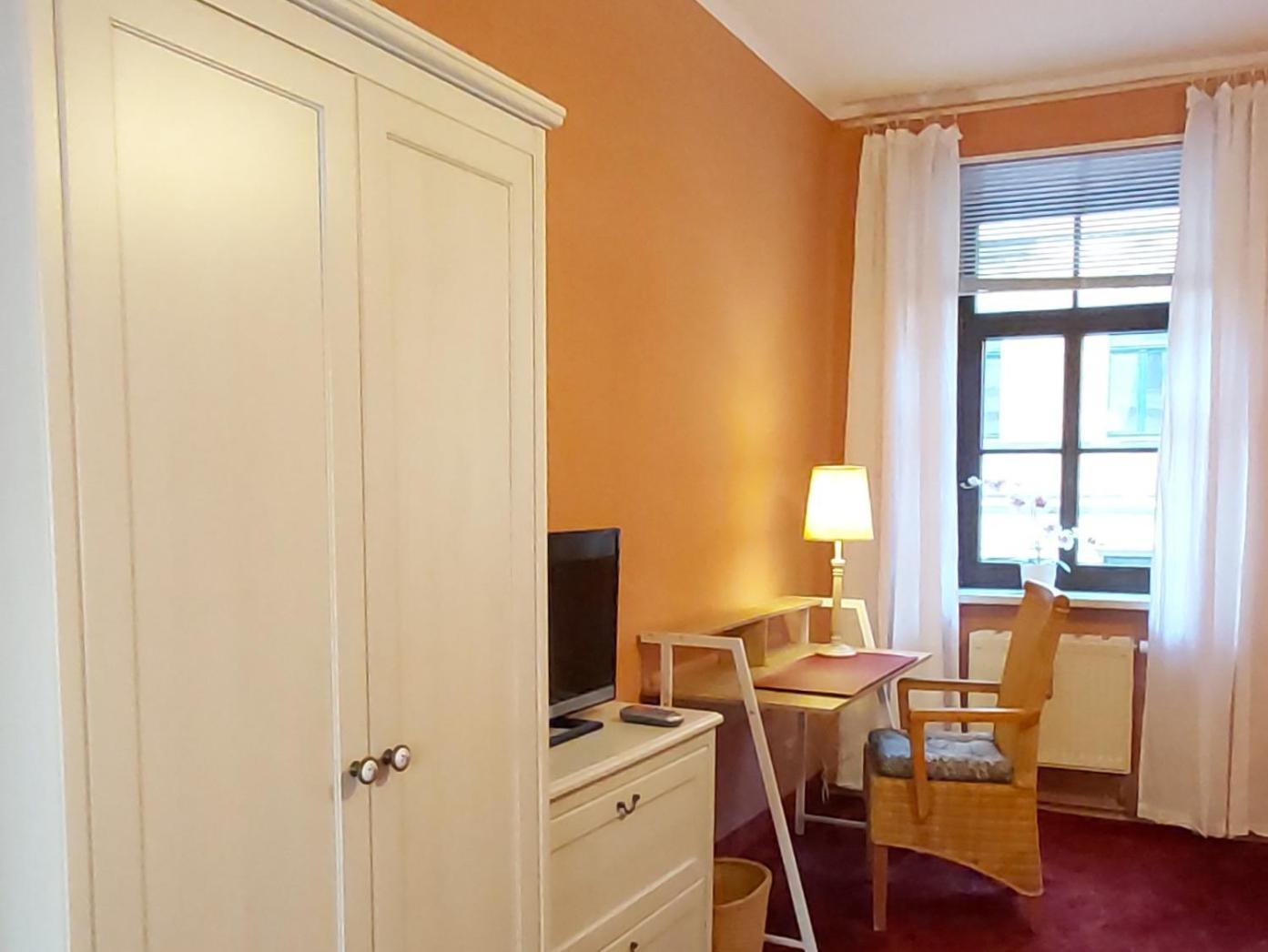 City-ferienwohnungen-dresden - Zentral Gelegen Im Haus Louisenstrasse 11 - Dresden-neustadt Apartment Dresden