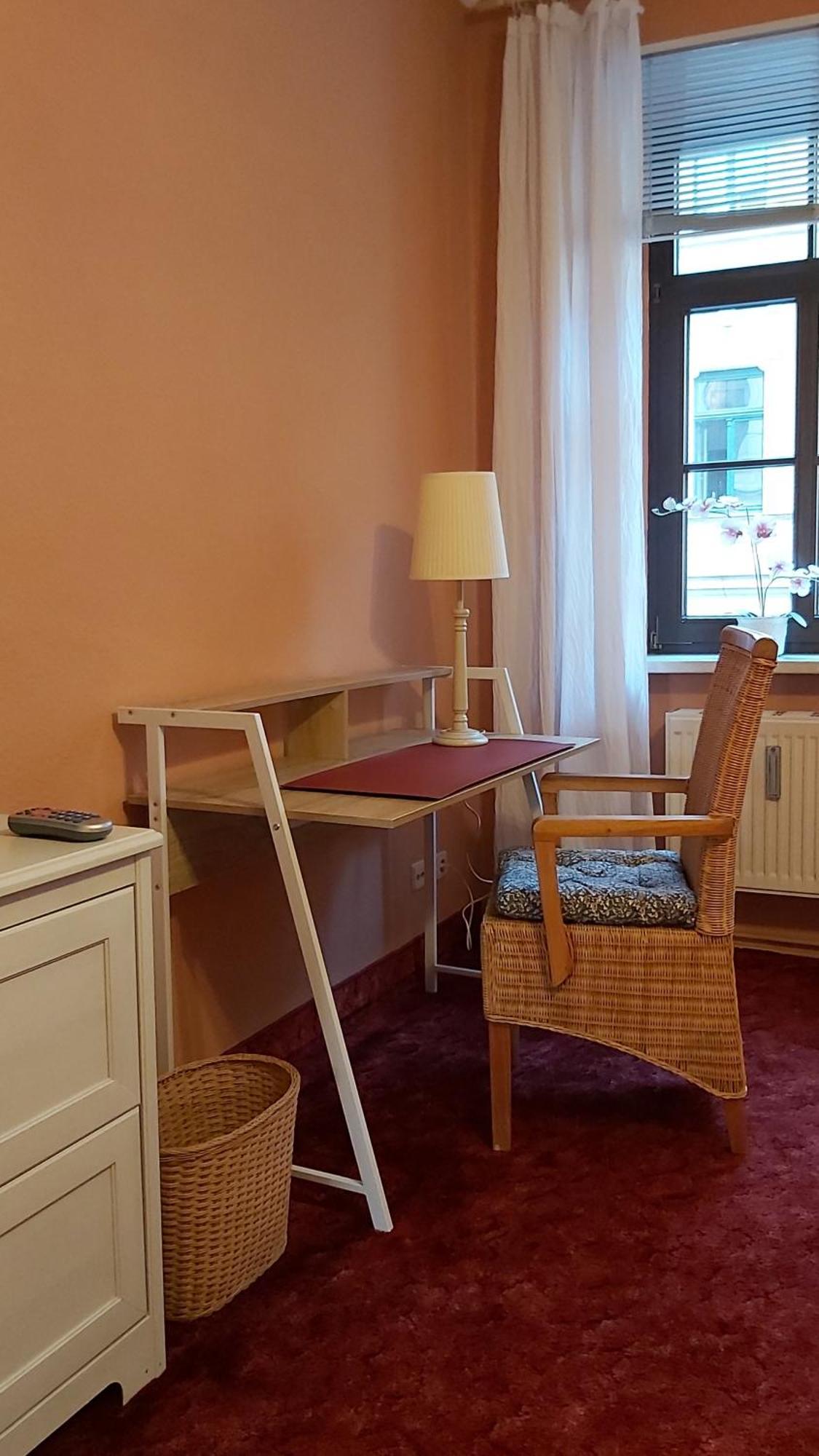 City-ferienwohnungen-dresden - Zentral Gelegen Im Haus Louisenstrasse 11 - Dresden-neustadt