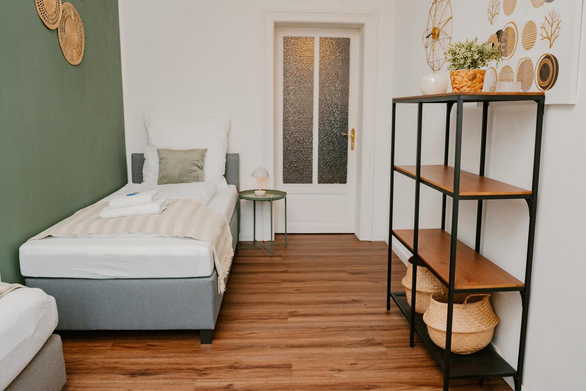 Jino L Familienfreundlich - Kueche - Modern Apartment Dresden