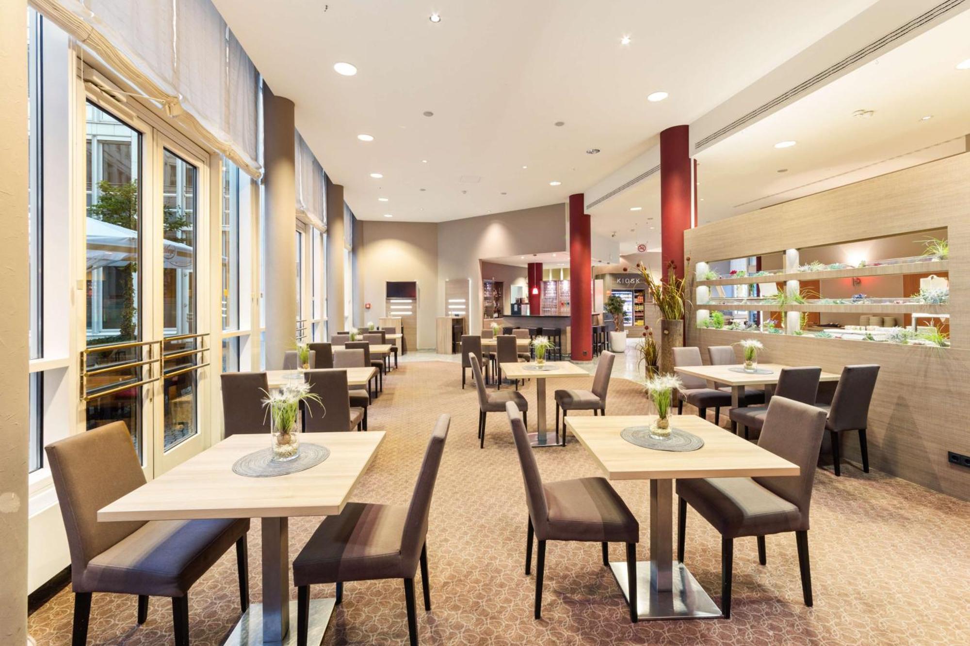 Best Western Plus City Hotel 3*