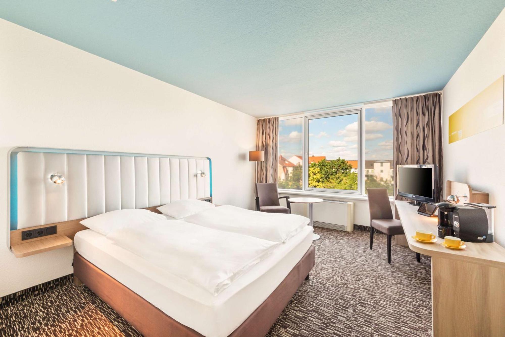 Best Western Plus City Hotel 3*
