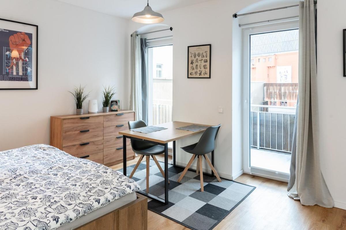 Mini Fuer 2 Apartment *