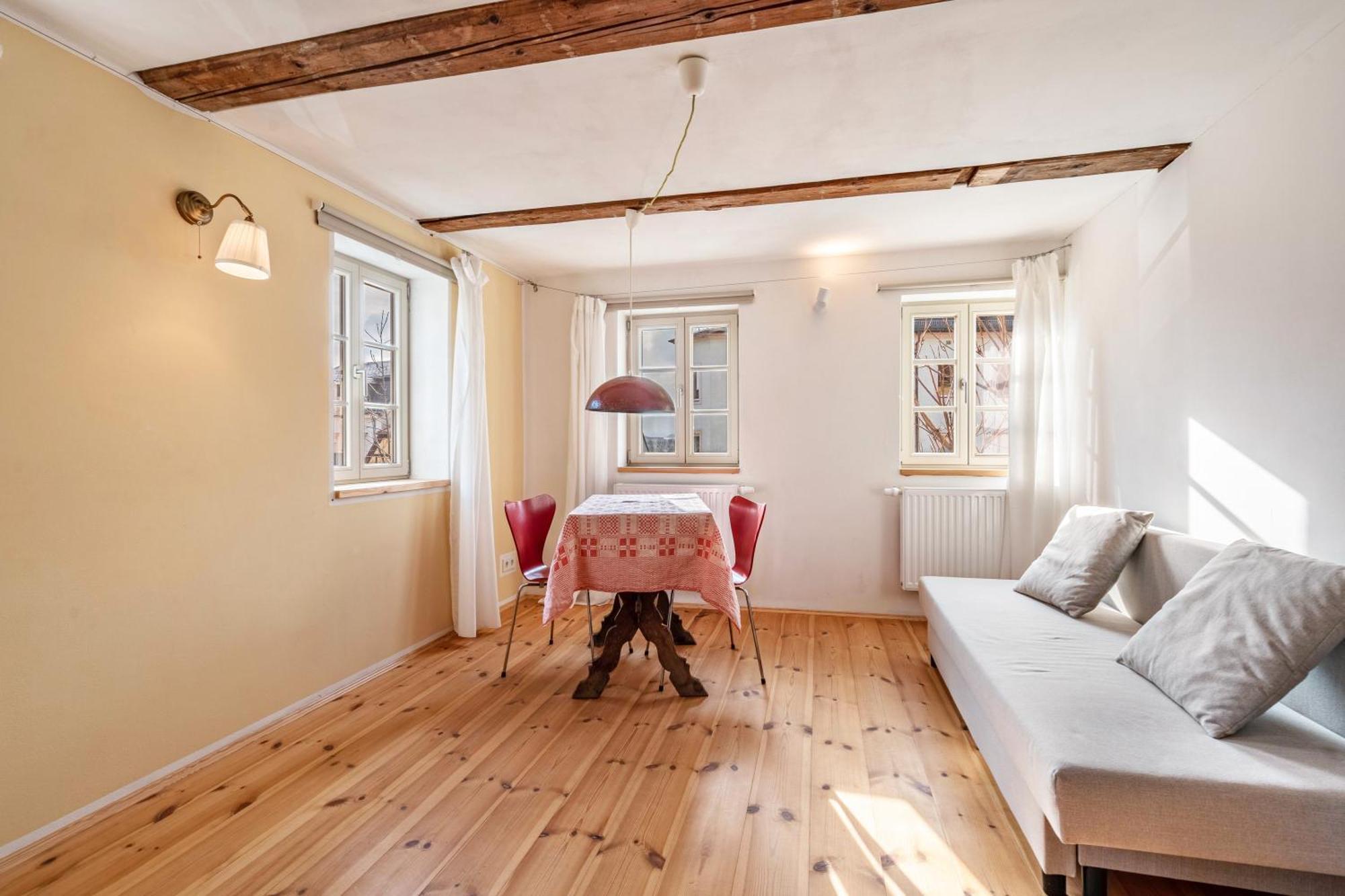 In Dresden-wachwitz Appartement