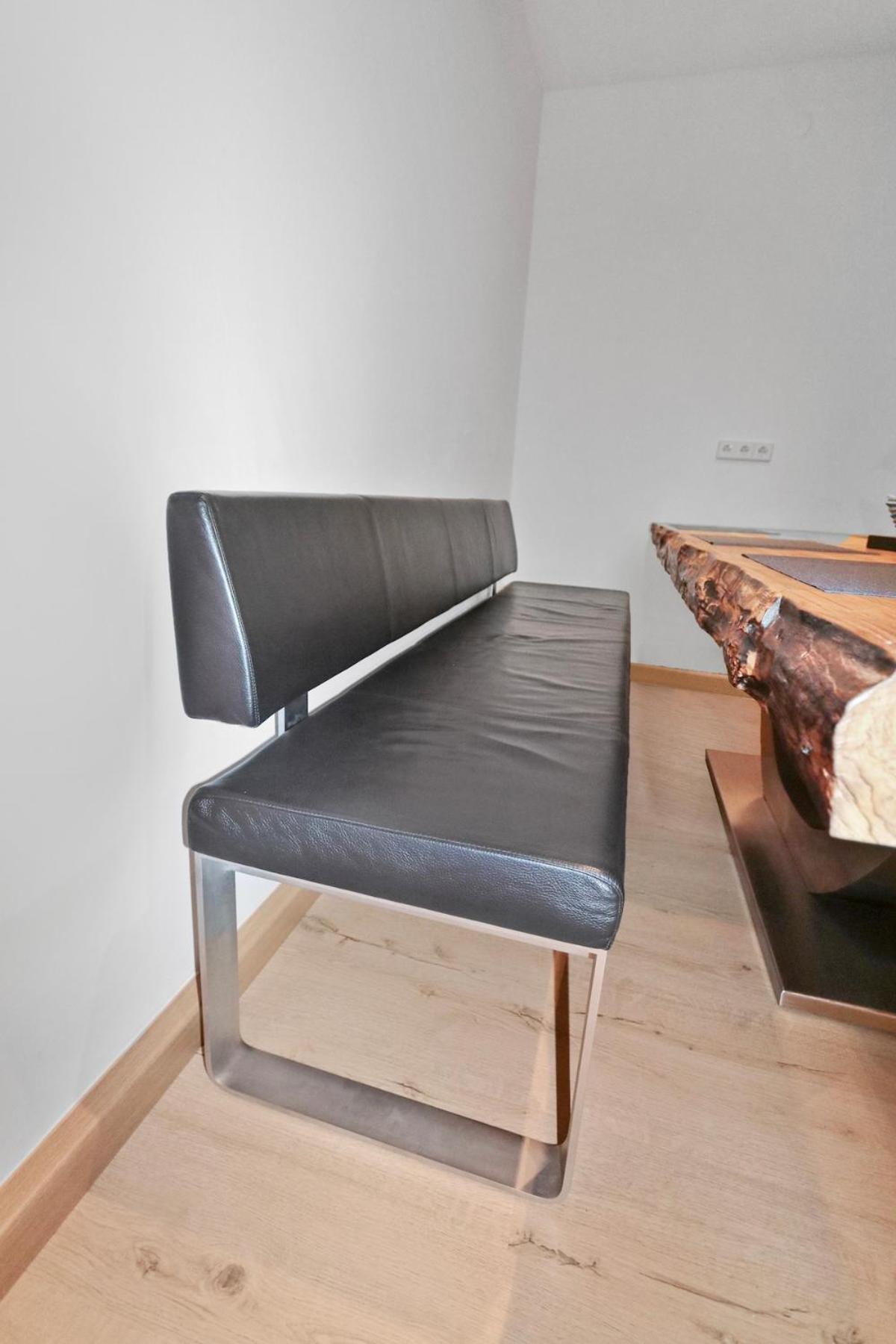 Apartment Exclusive Bungalow! 4 Rooms, 8 People, 2x Parking *