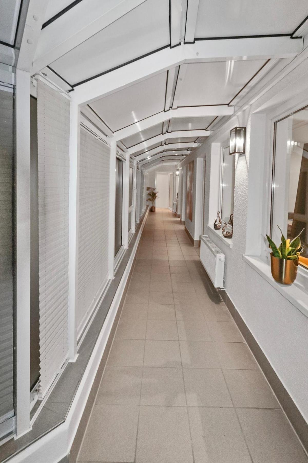 Apartment Exclusive Bungalow! 4 Rooms, 8 People, 2x Parking
