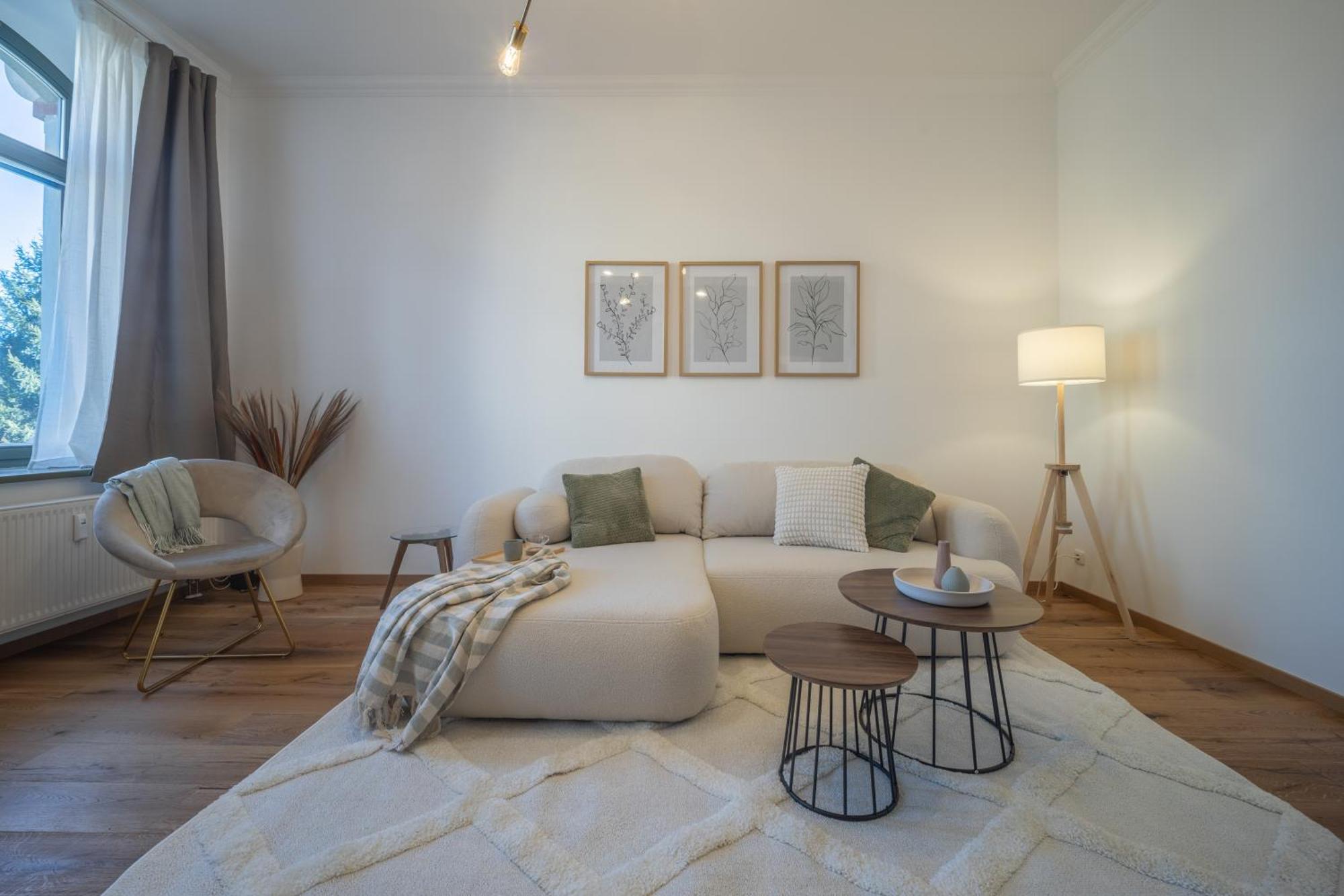 Goethe Palais Am Grossen Garten, Arbeitsplatz, Ruhig, Max 6p, Smart-tv, Eigener Parkplatz Dresden