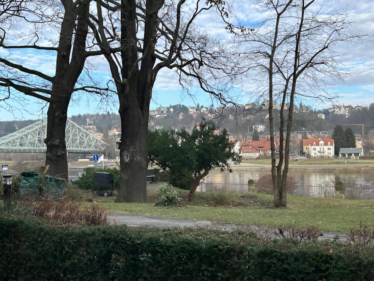 Hotel Am Schillerplatz 3*