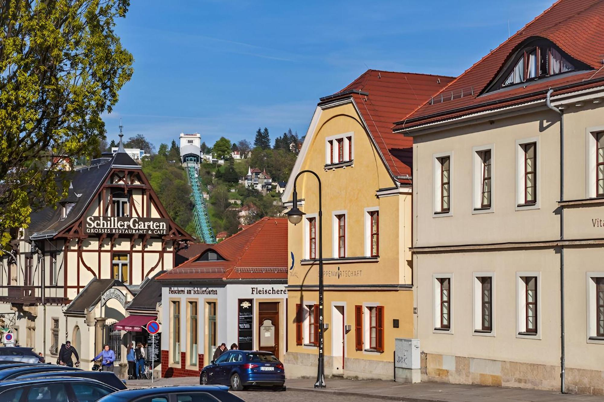 Hotel Am Schillerplatz Dresden