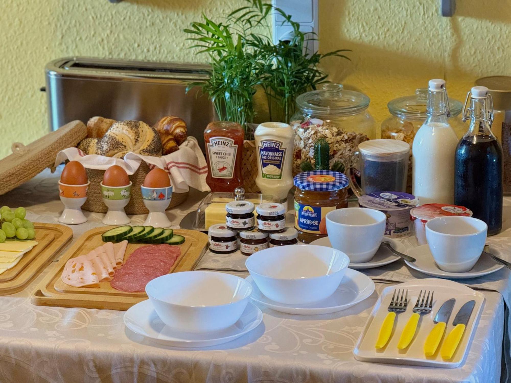 City View Apartment - Breakfast - Netflix - Free Shuttle