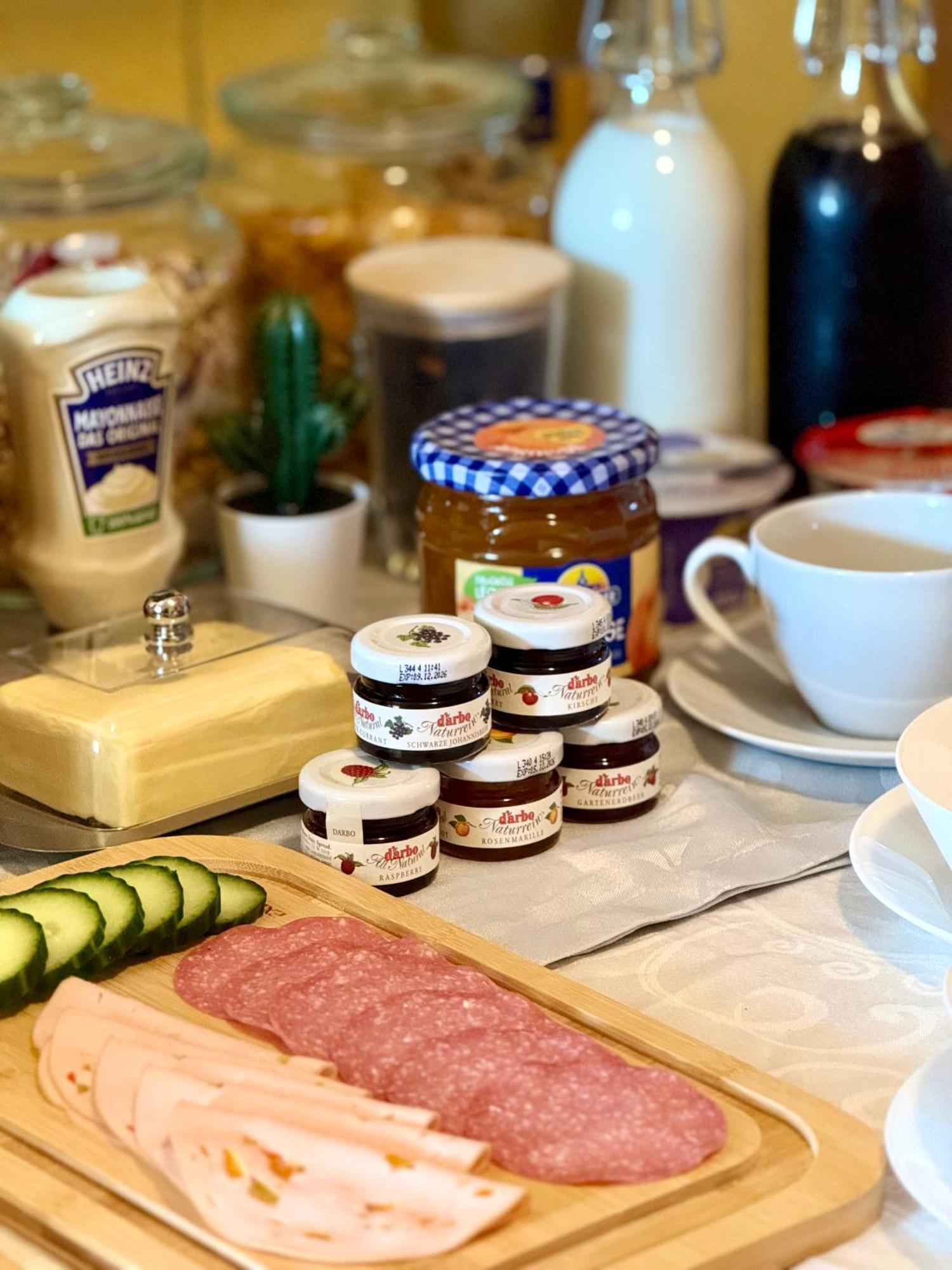Privatunterkunft City View Apartment - Breakfast - Netflix - Free Shuttle