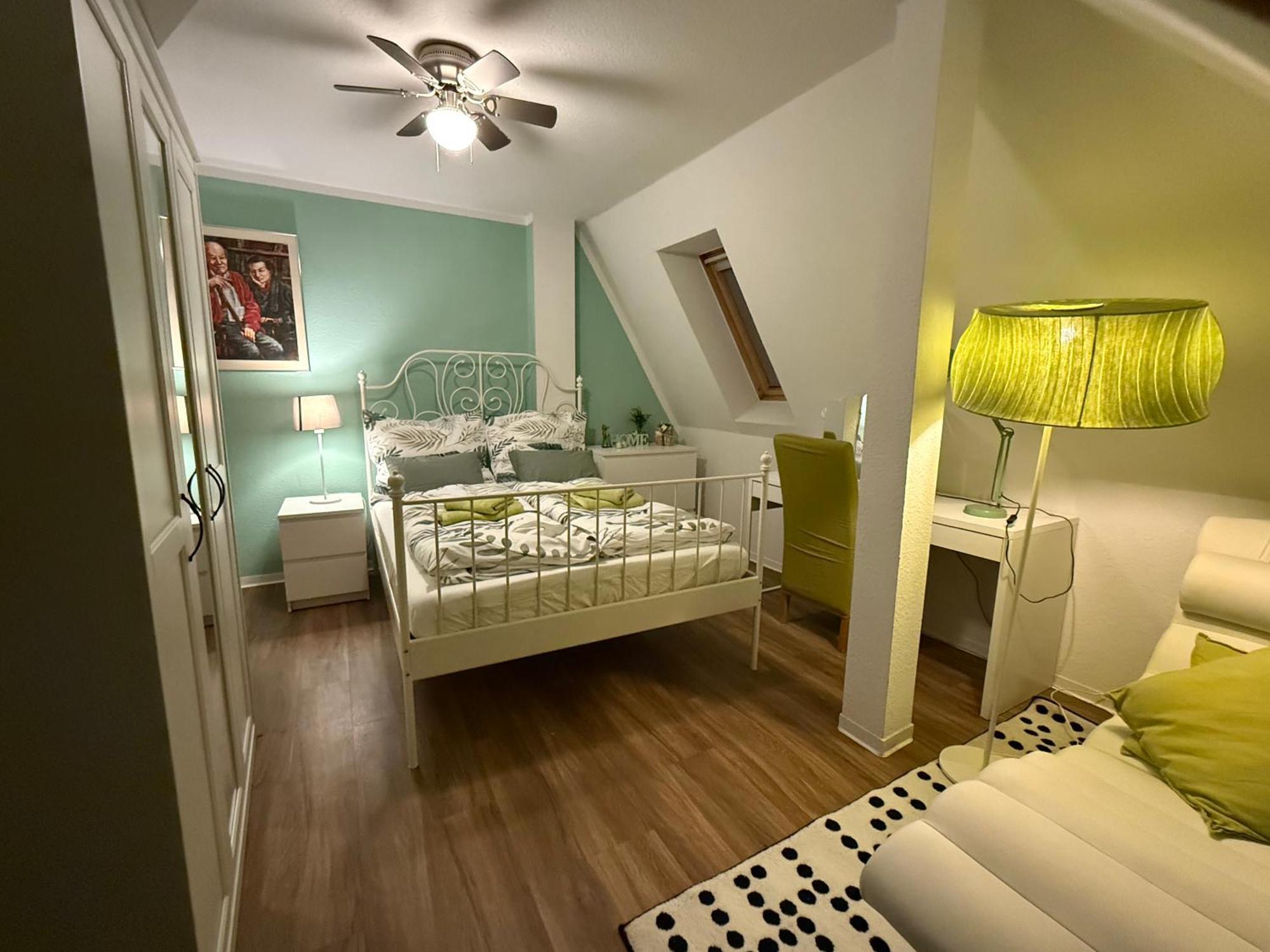 City View Apartment - Breakfast - Netflix - Free Shuttle * Dresden