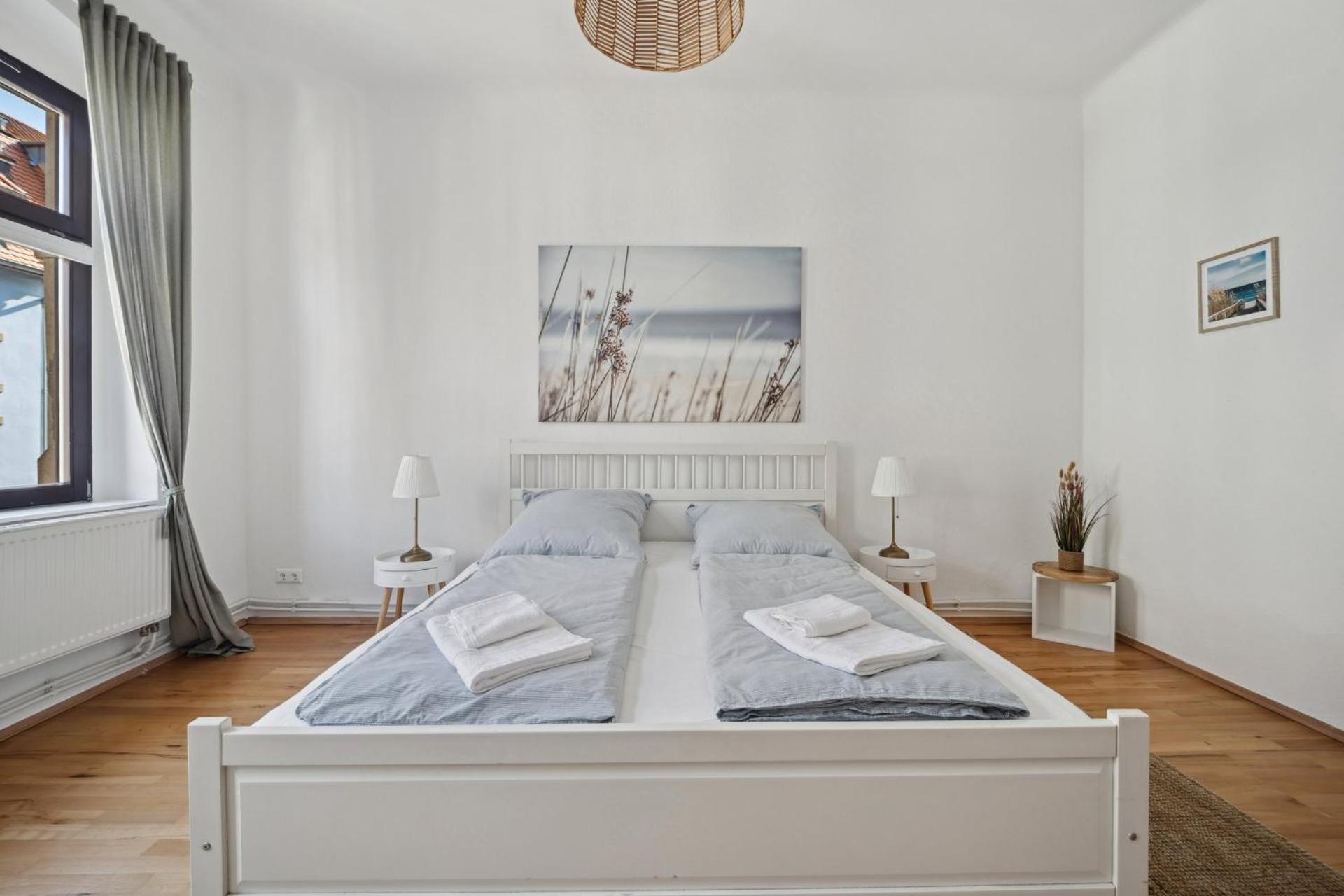 Helle Altbauwohnung 3 & Balkon - Nahe Tu & Zentrum Apartment *
