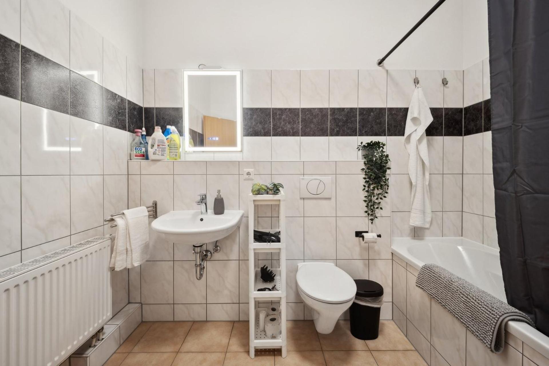 Apartment Helle Altbauwohnung 3 & Balkon - Nahe Tu & Zentrum