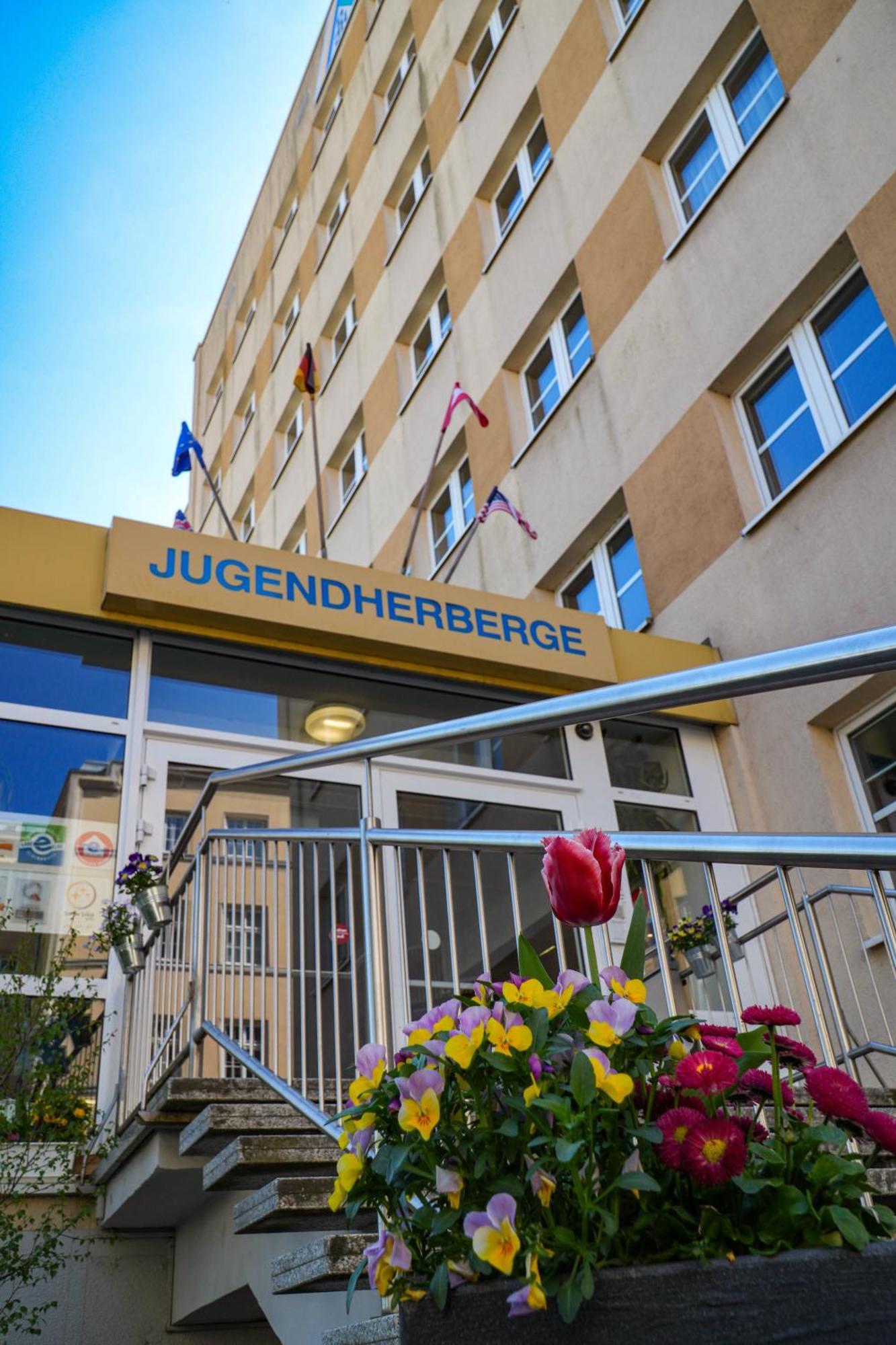 Djh - Jugendgaestehaus Hostel *