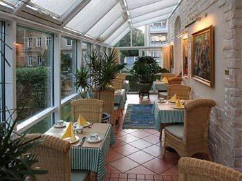 Am Grossen Garten Guest house 3*