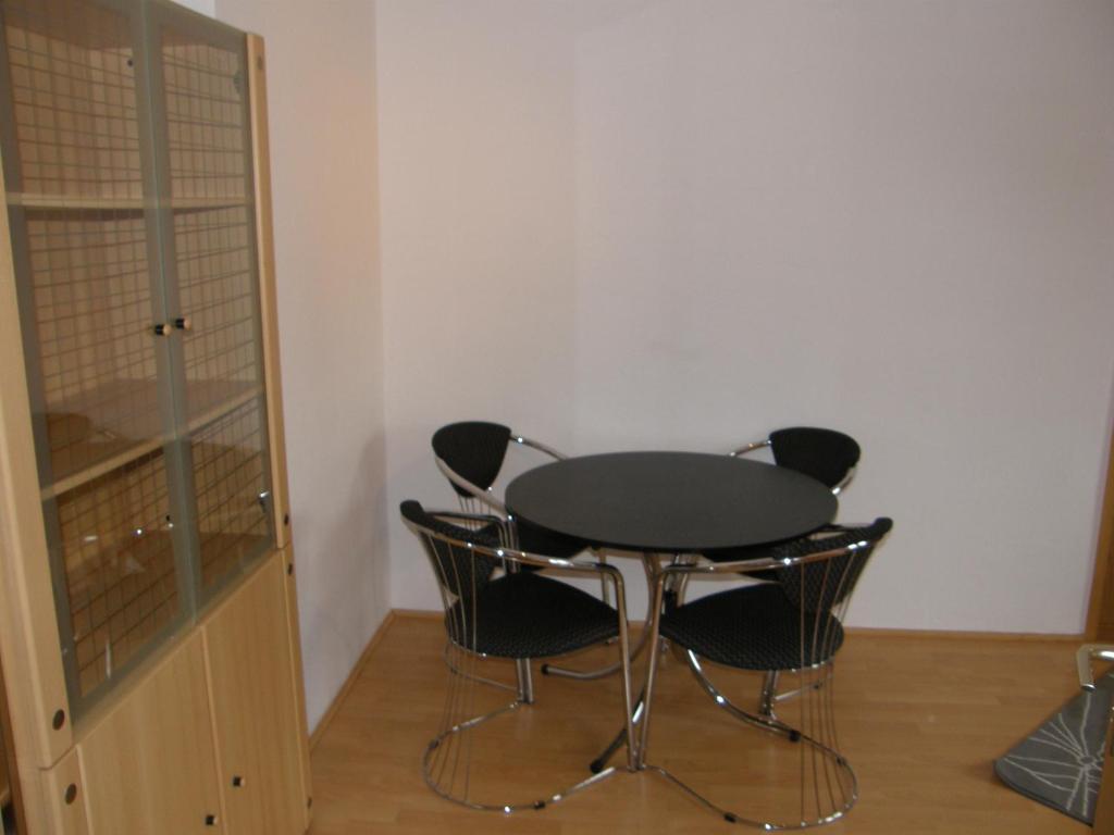 Apartment-ferienwohnung Dresden-briesnitz Apartment *