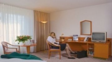 Am Terrassenufer Hotel Dresden