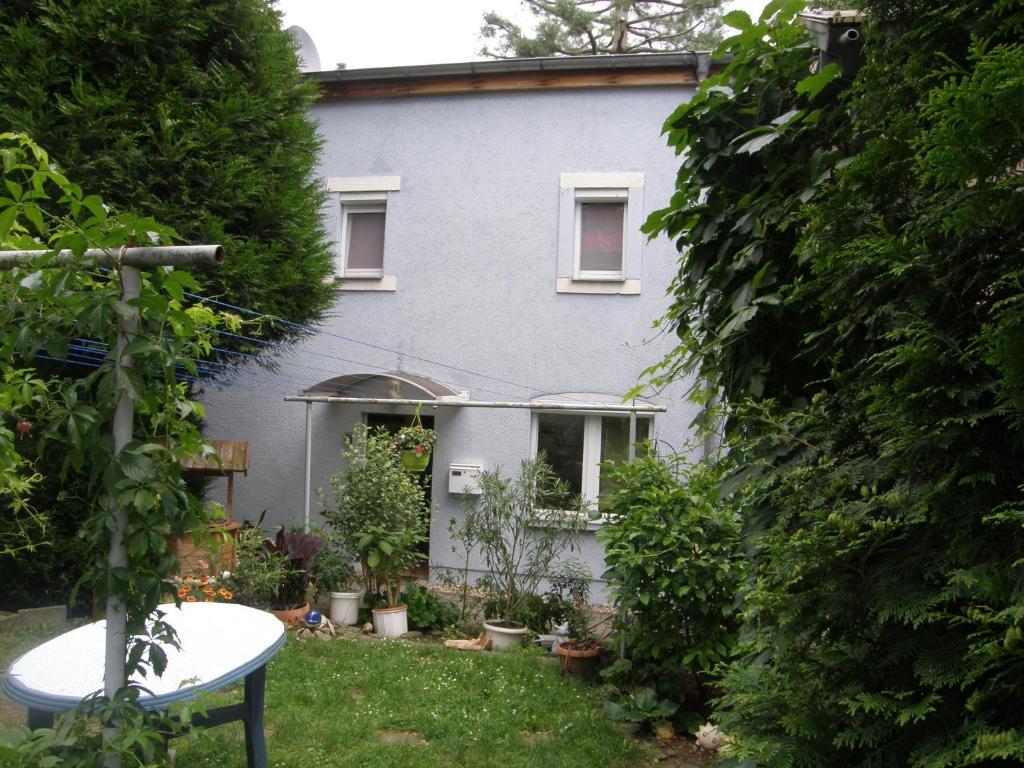Apartment-ferienwohnung Dresden-briesnitz Apartment