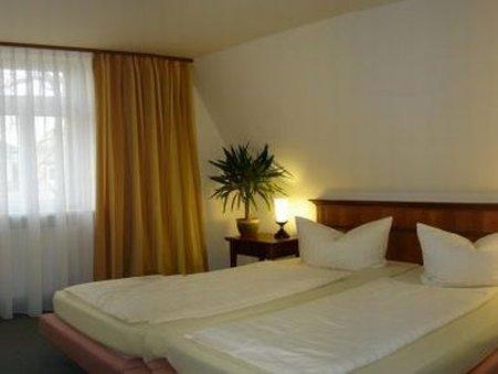 & Restaurant Lindenhof Hotel Dresden