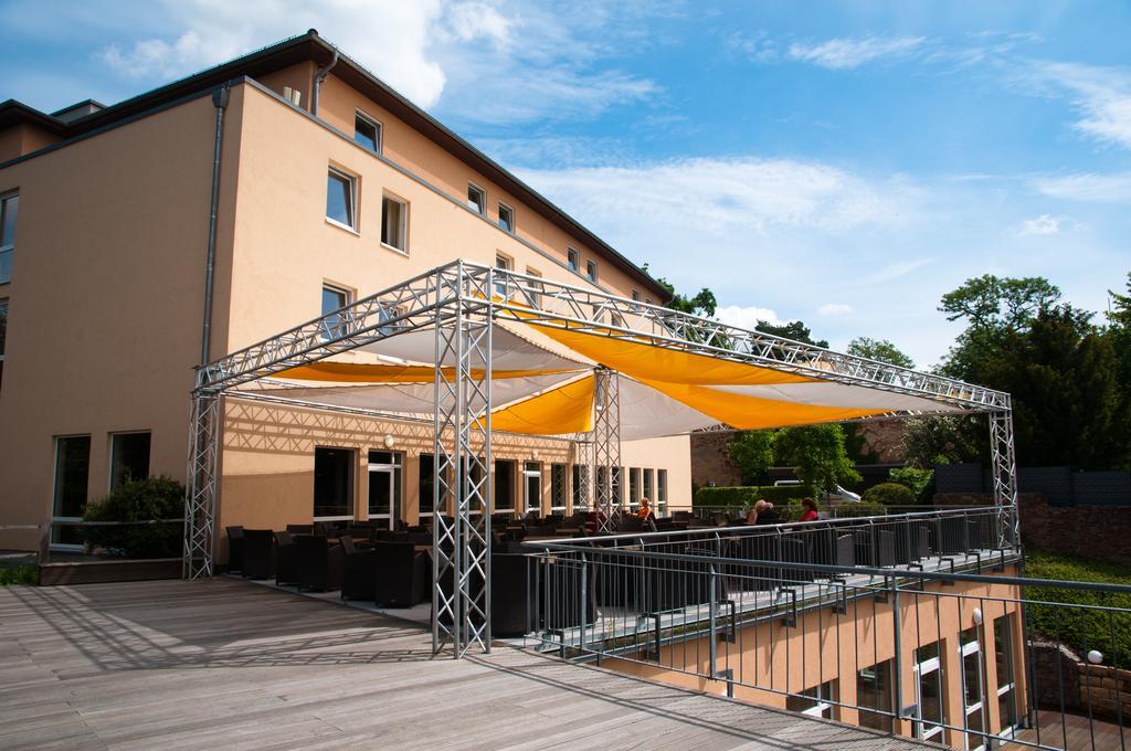 Hotel Bergwirtschaft Wilder Mann Und Restaurant Dresden