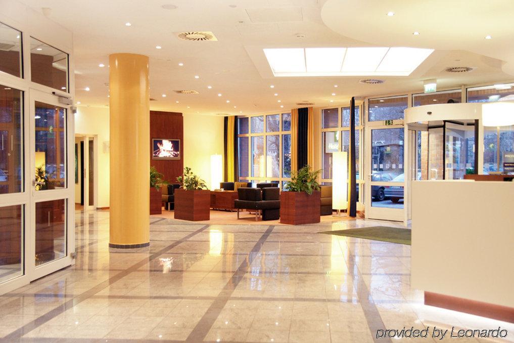 Courtyard By Marriott Hotel