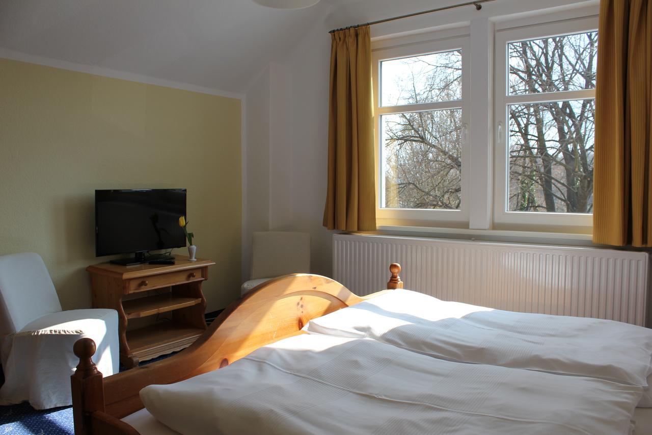 Pillnitzer Elbblick Hotel