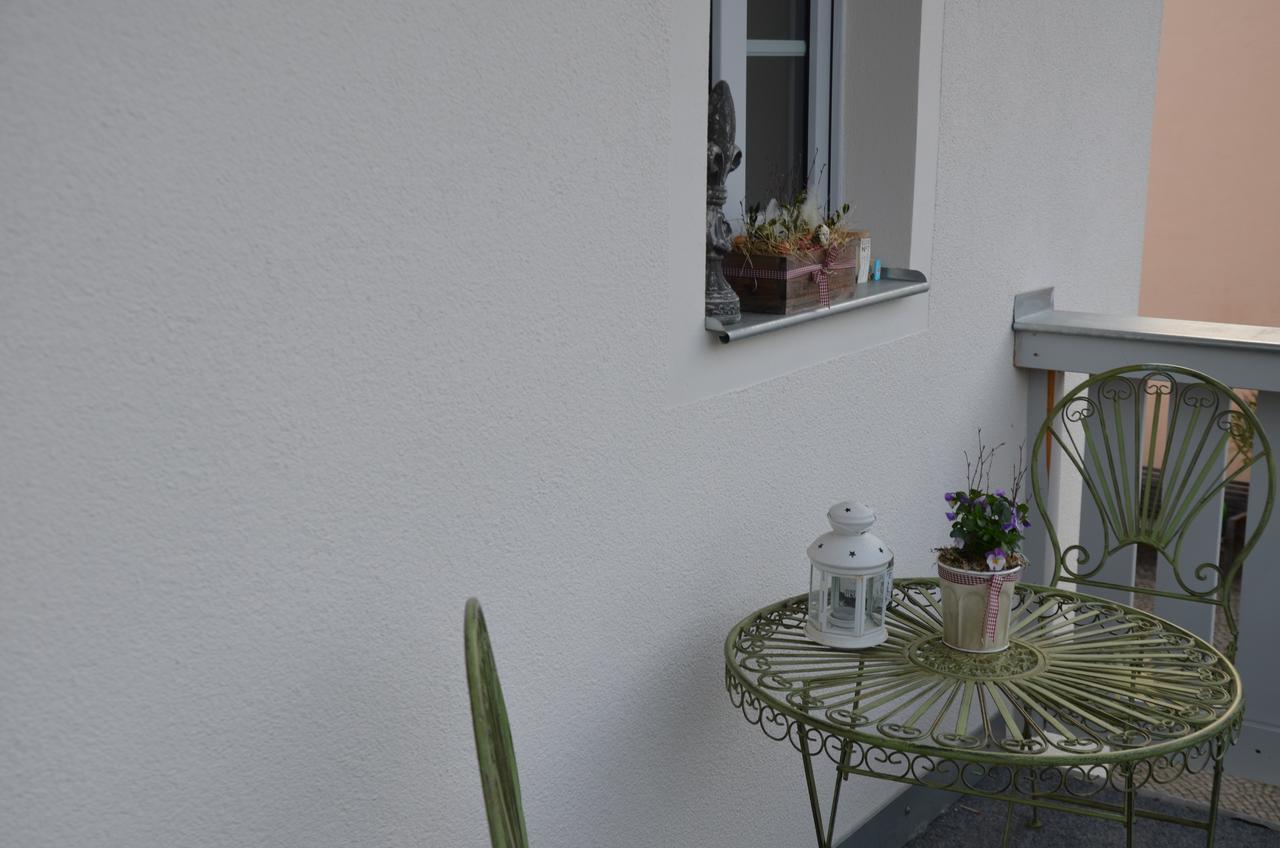 Appartement Adele - Gastezimmer Und Am Elberadweg