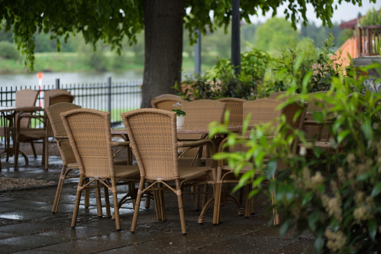 Elbterrasse Wachwitz Dresden