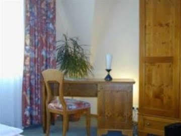 & Restaurant Lindenhof Hotel 3*
