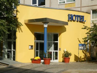 Am Terrassenufer 4* Dresden