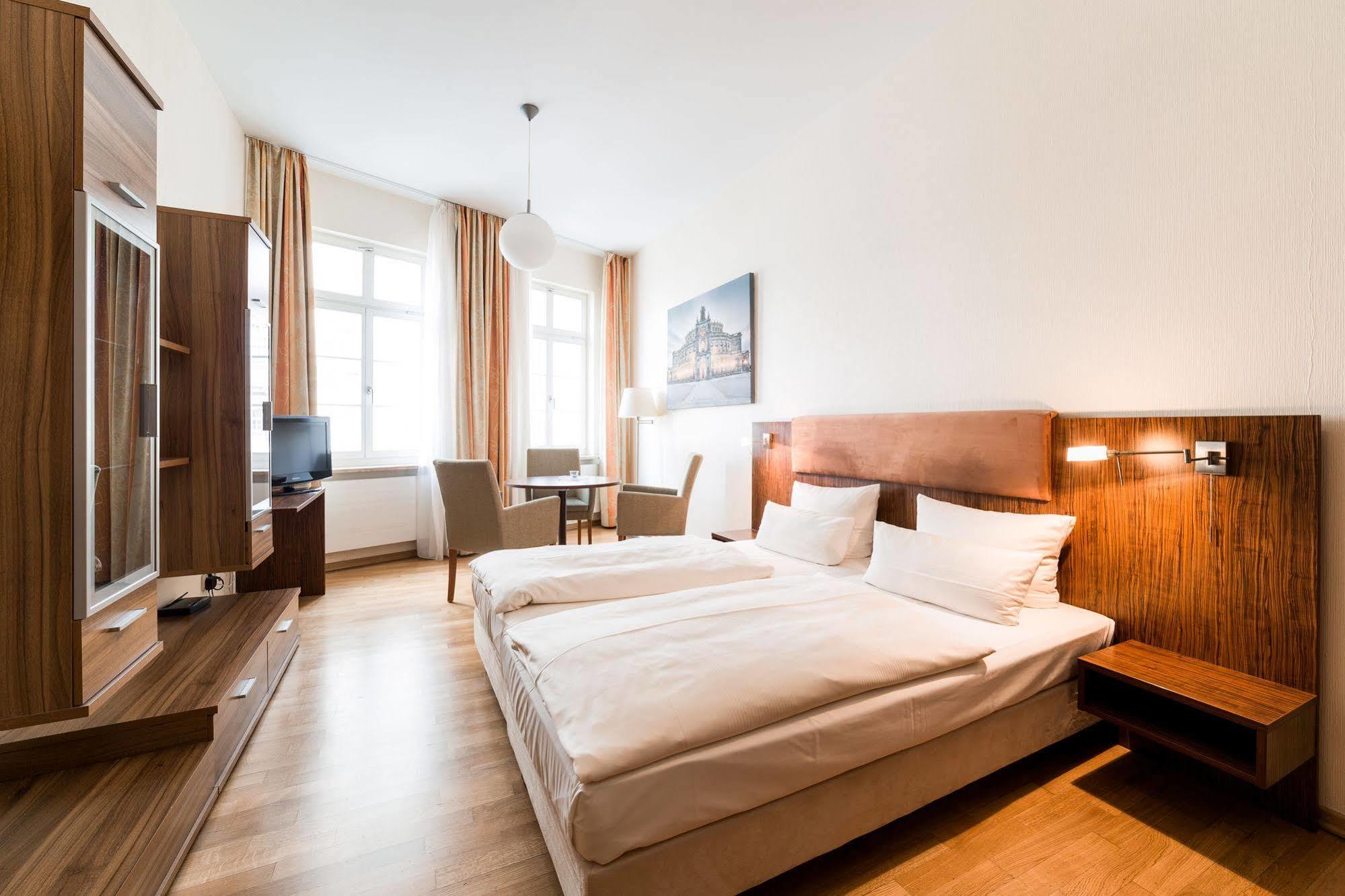 Aparthotel Altes 4*