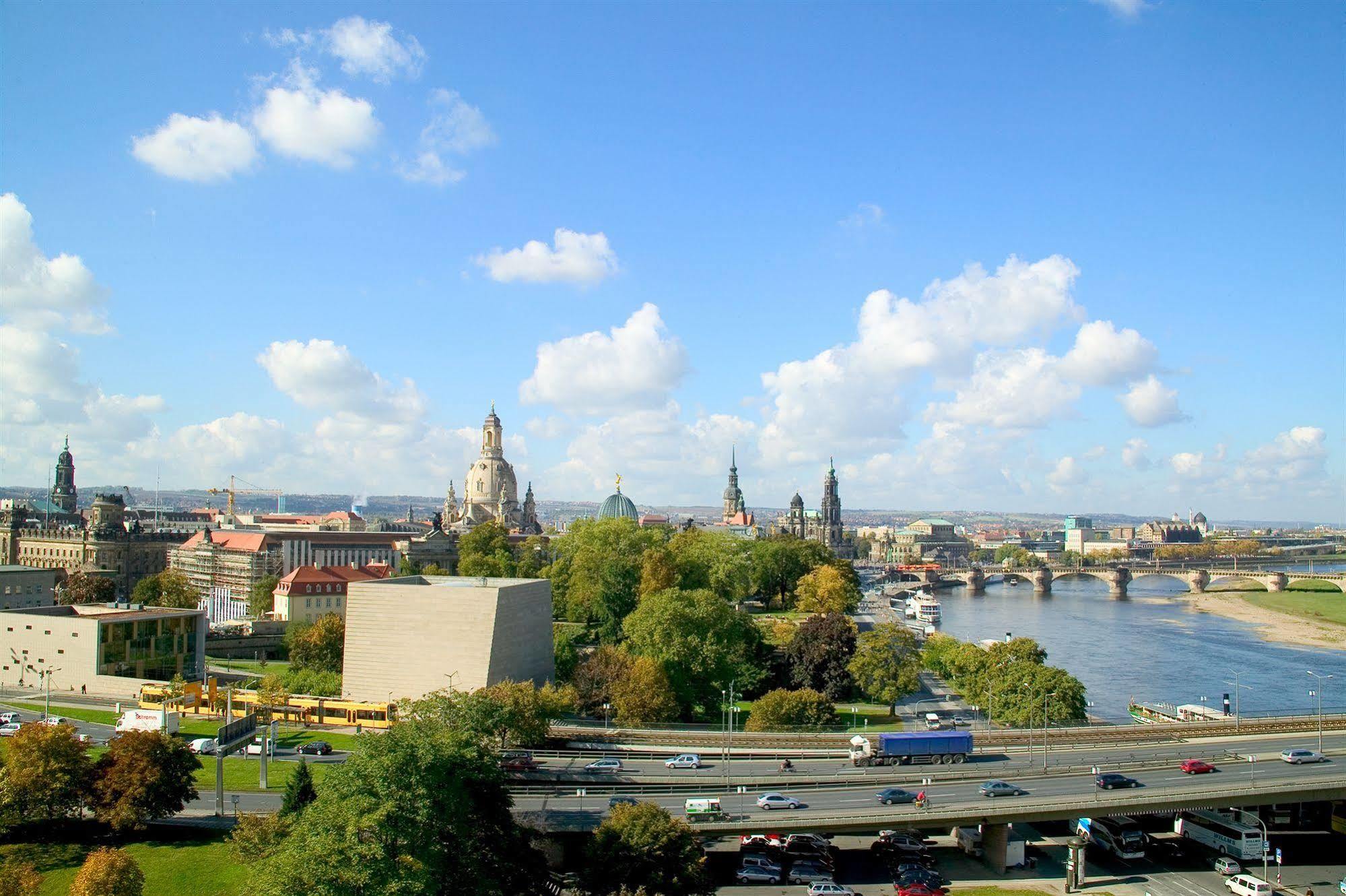 Hotel Am Terrassenufer