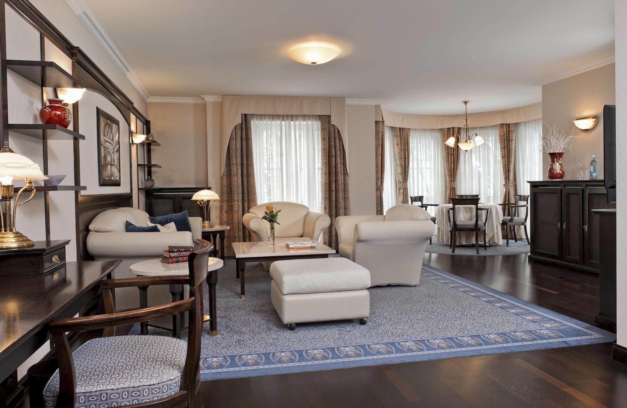 Weltemuehle Hotel 4*