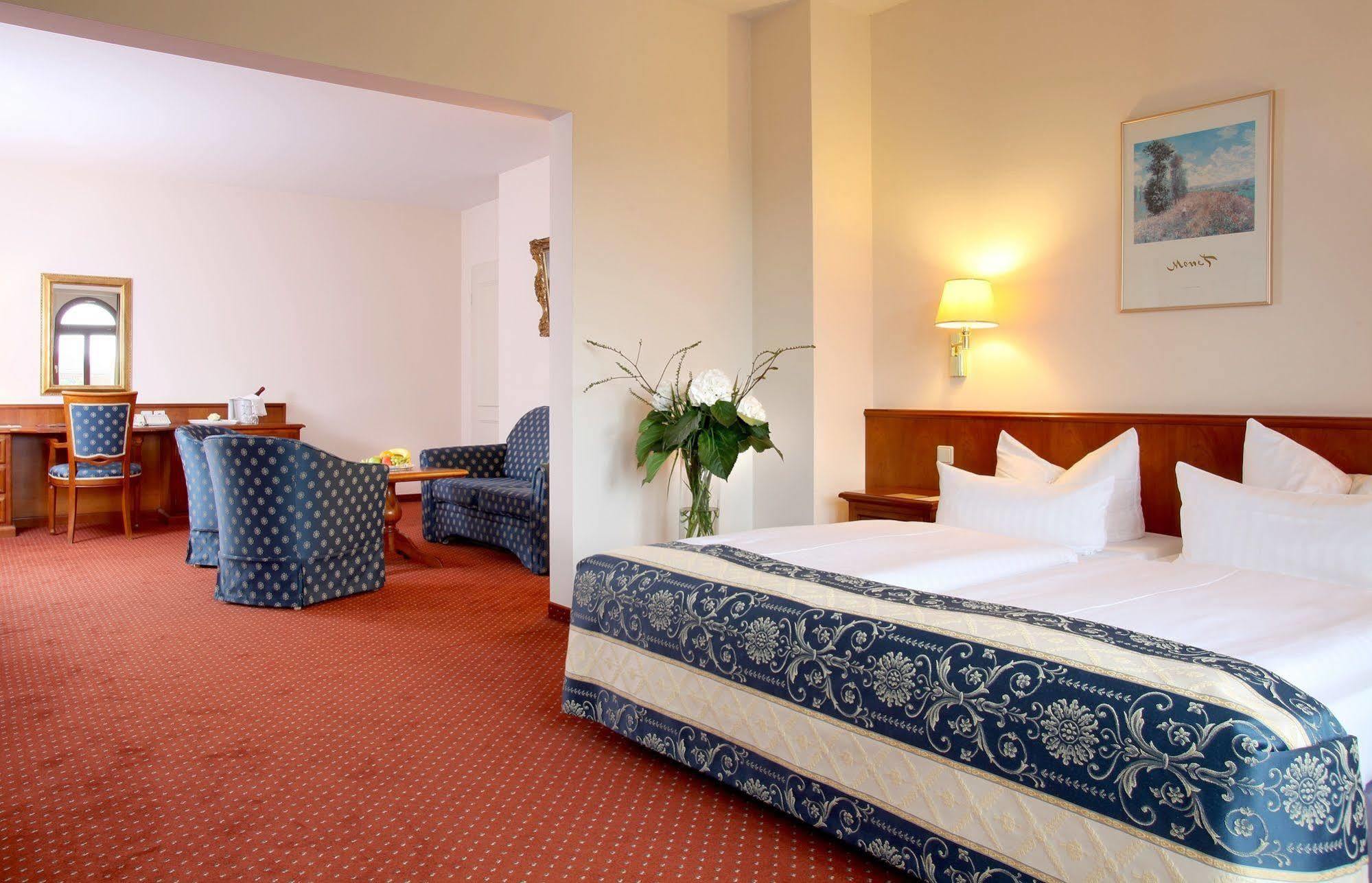 Hotel Artushof 4*