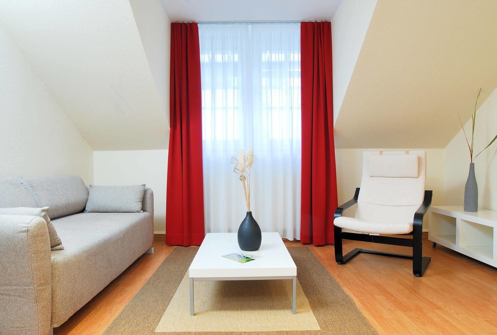 Aparthotel Am Zwinger 3*