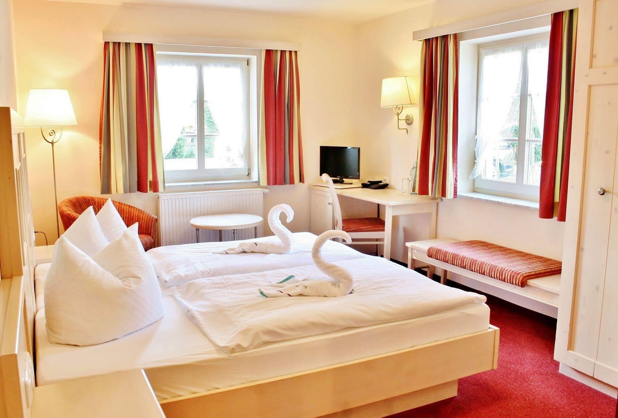 Alttolkewitzer Hof 3*
