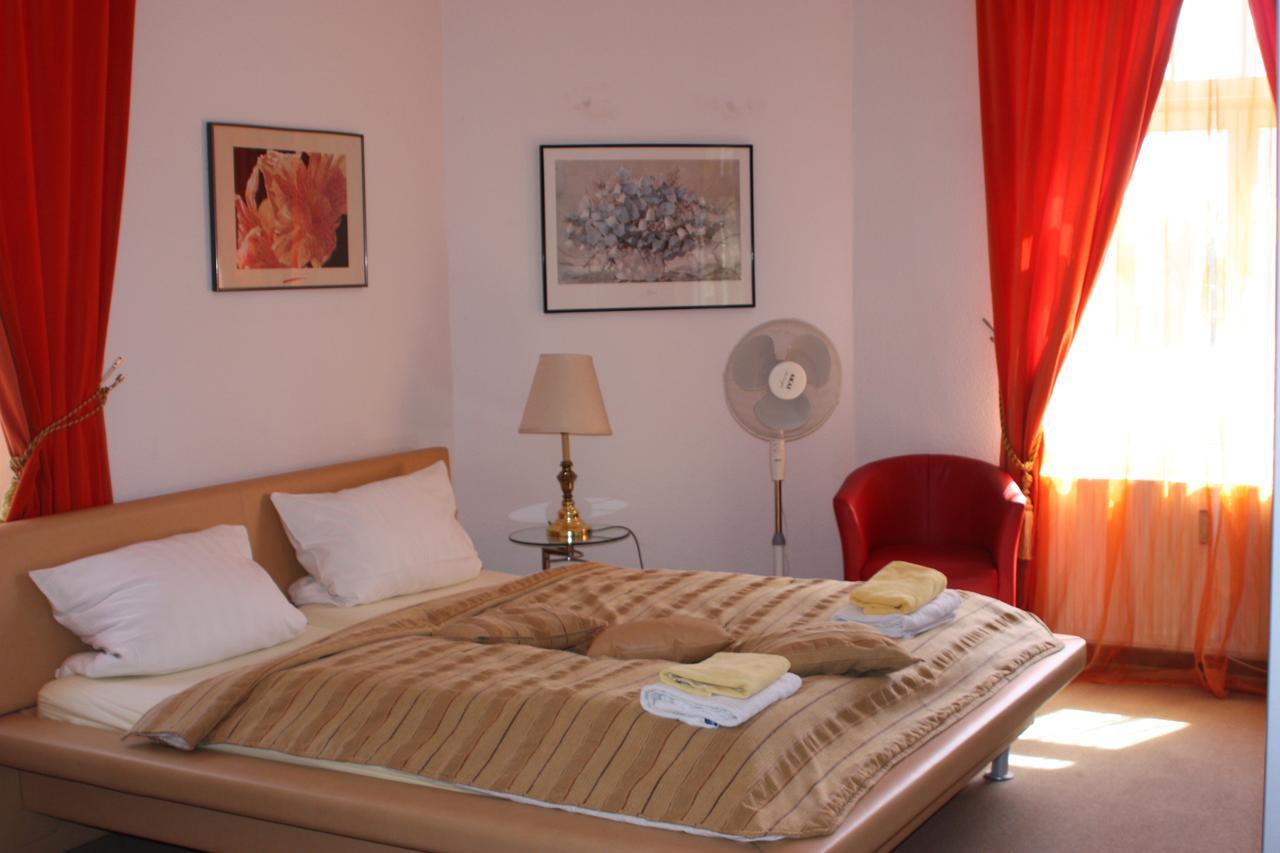 De Baron 4* Dresden